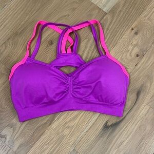 Size medium sports bra